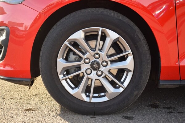 Used Ford Focus 2023 for sale - 75176061: Photo 17
