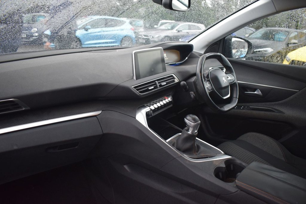 Used Peugeot 3008 2018 for sale - 76173284: Photo 15