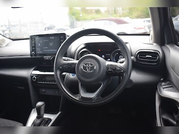 Used Toyota Yaris Cross 2024 for sale - 78110341: Photo