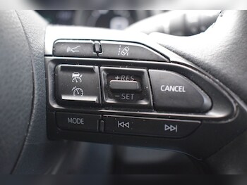 Used Toyota Yaris Cross 2024 for sale - 78110341: Photo