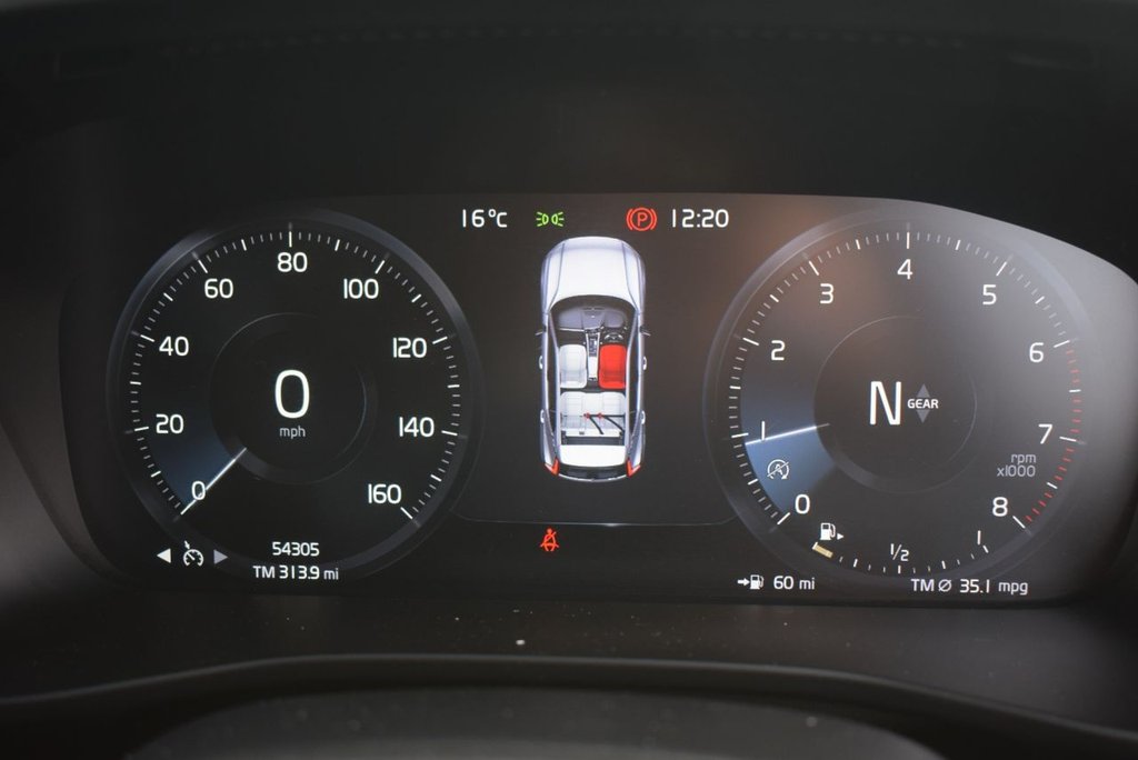 Used Volvo XC40 2021 for sale - 77967656: Photo 21