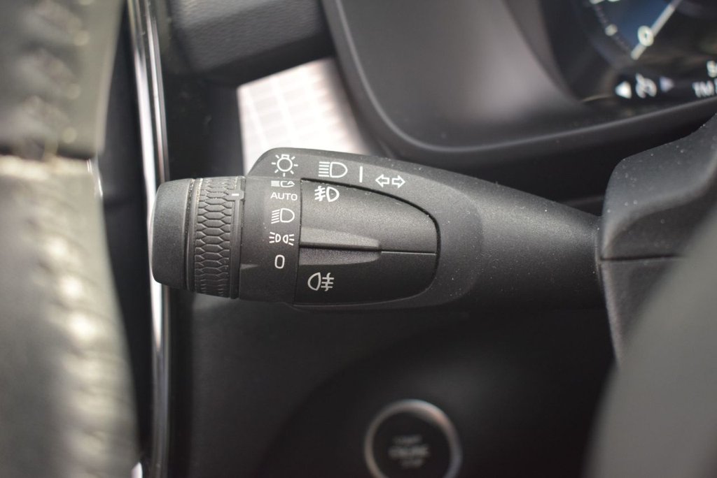 Used Volvo XC40 2021 for sale - 77967656: Photo 22