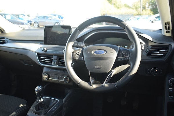 Used Ford Focus 2021 for sale - 76092415: Photo 17