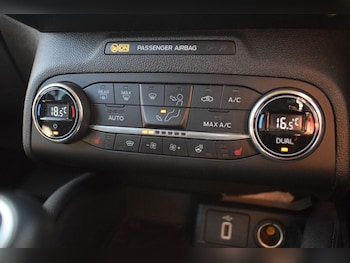 Used Ford Focus 2021 for sale - 76092415: Photo 2