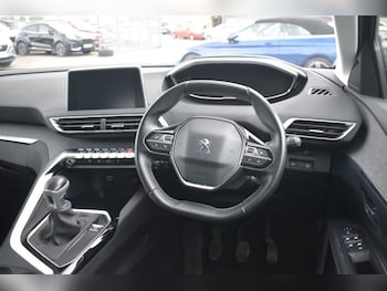 Used Peugeot 3008 2019 for sale - 77571595: Photo