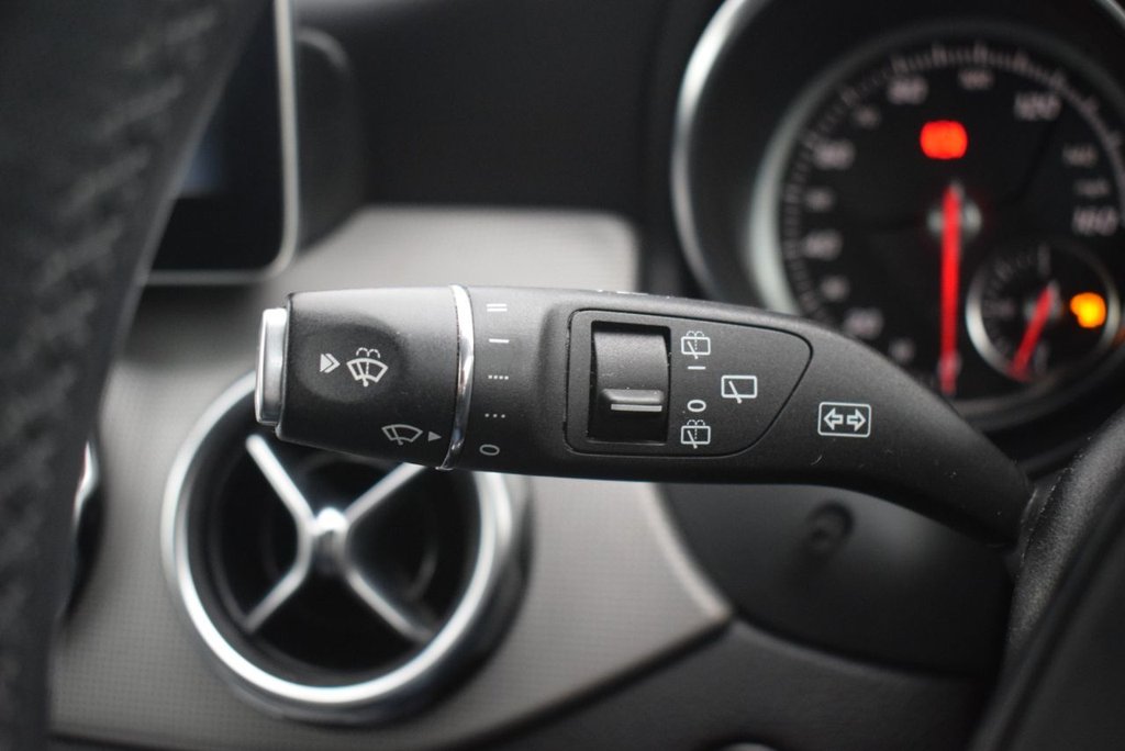 Used Mercedes-Benz GLA 2019 for sale - 76617961: Photo 31