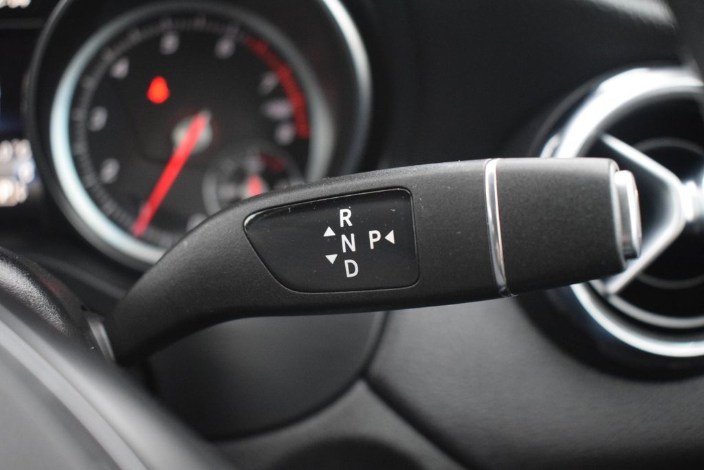 Used Mercedes-Benz GLA 2019 for sale - 76617961: Photo 32