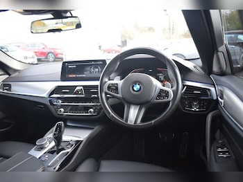 Used BMW 5 Series 2019 for sale - 77477373: Photo