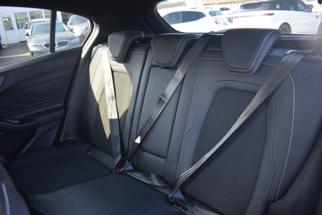 Used Ford Focus 2020 for sale - 77748082: Photo 16