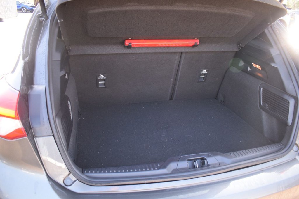 Used Ford Focus 2020 for sale - 77748082: Photo 19