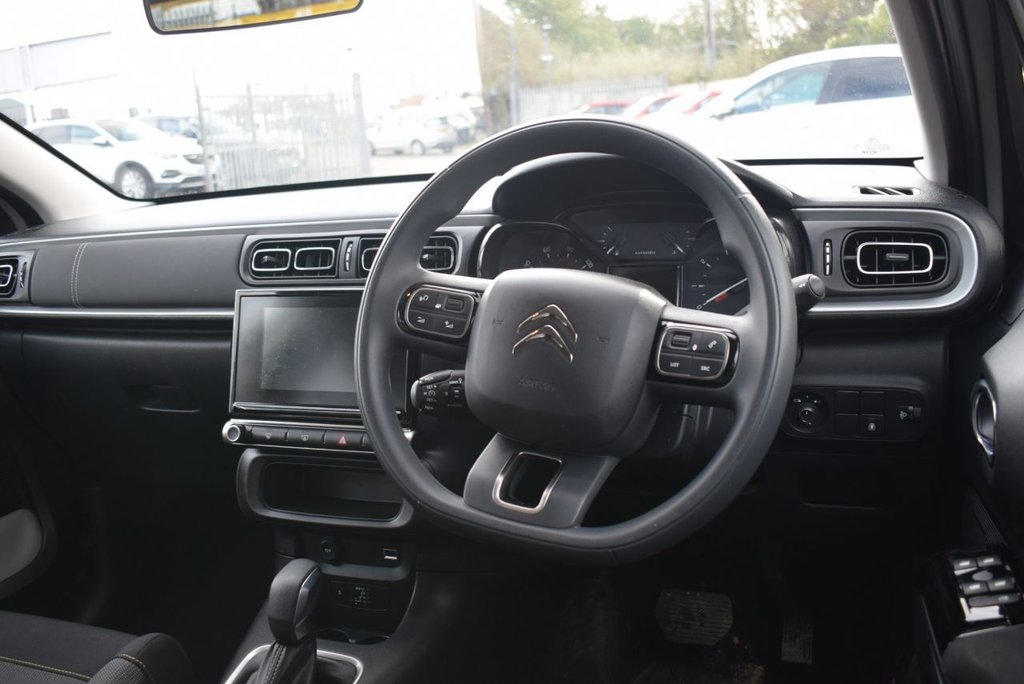 Used Citroen C3 2023 for sale - 76395645: Photo 2