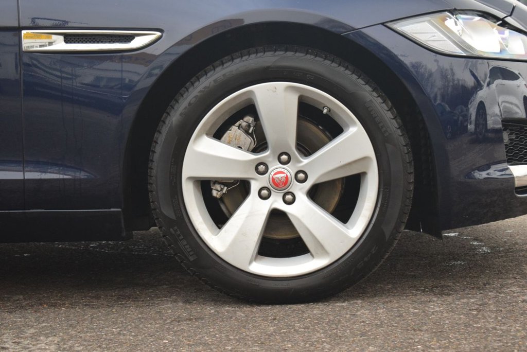 Used Jaguar XF 2018 for sale - 77498680: Photo 10