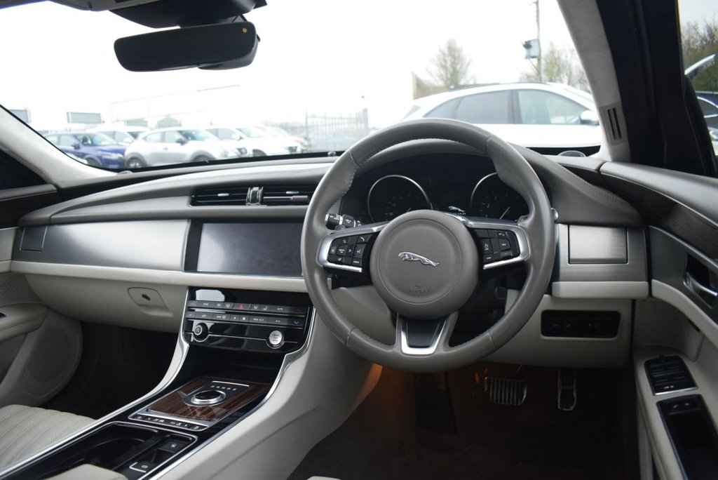 Used Jaguar XF 2018 for sale - 77498680: Photo 22