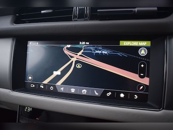 Used Jaguar XF 2018 for sale - 77498680: Photo