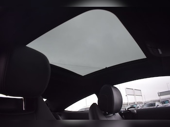 Used Mercedes-Benz C Class 2018 for sale - 77547337: Photo