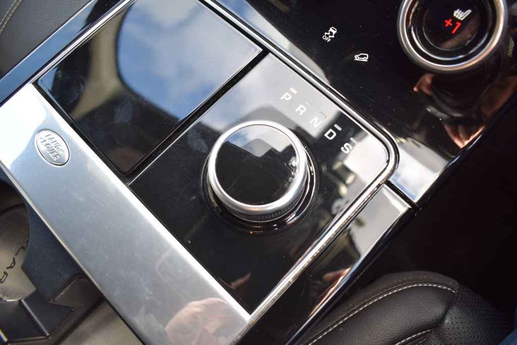 Used Land Rover Range Rover Velar 2020 for sale - 77263443: Photo 31