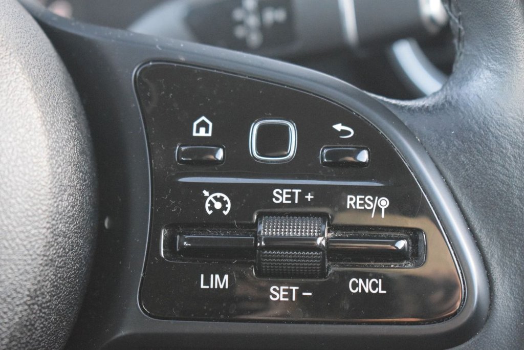 Used Mercedes-Benz C Class 2019 for sale - 76604779: Photo 22