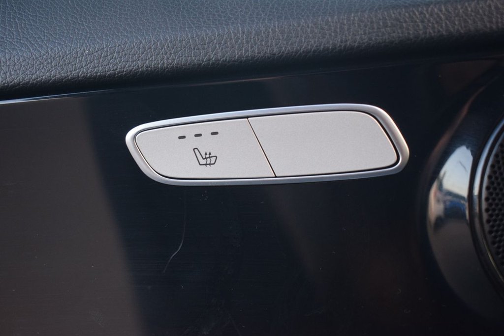 Used Mercedes-Benz C Class 2019 for sale - 76604779: Photo 4