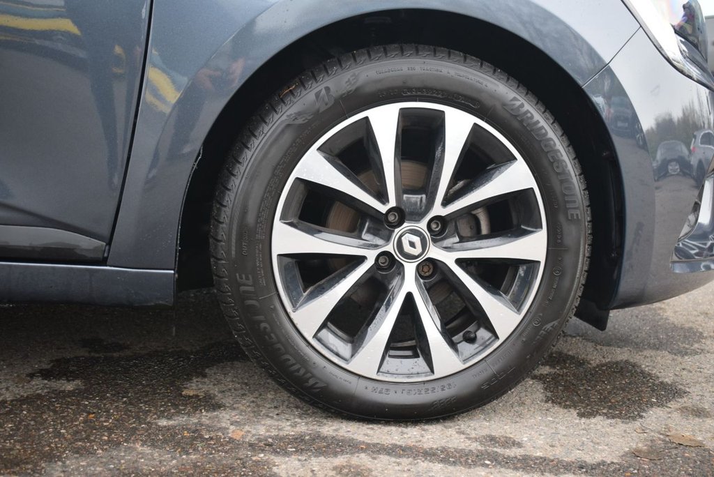 Used Renault Clio 2022 for sale - 76962397: Photo 22