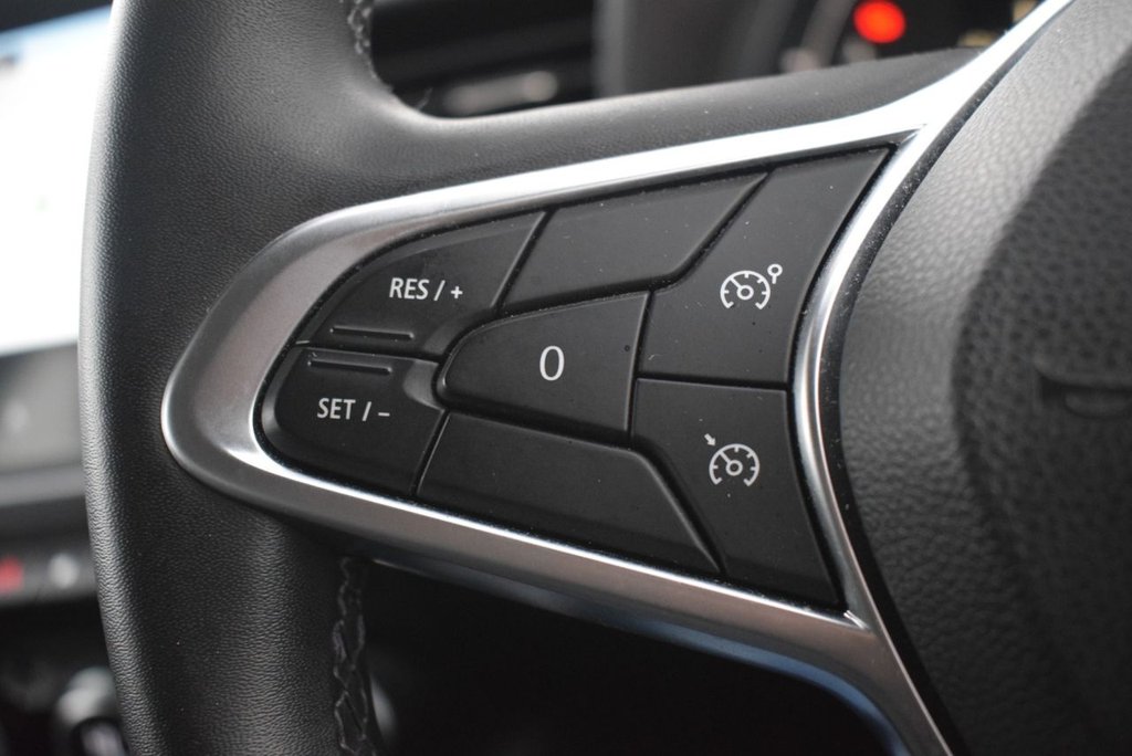 Used Renault Clio 2022 for sale - 76962397: Photo 26