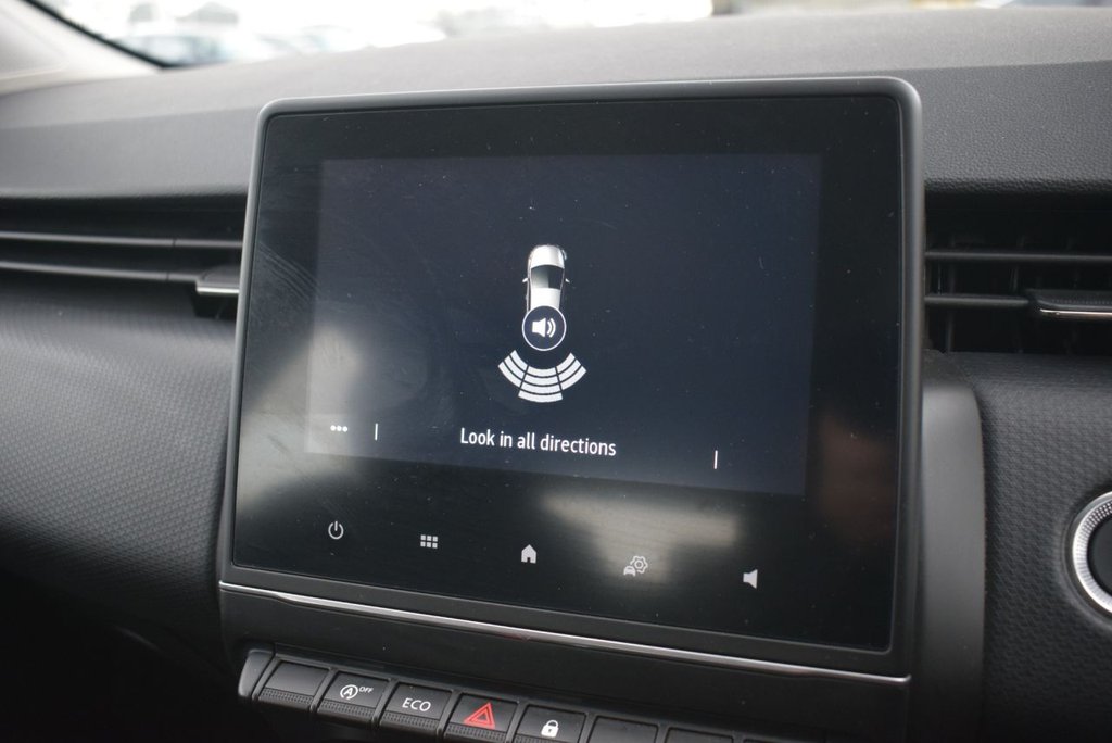 Used Renault Clio 2022 for sale - 76962397: Photo 4