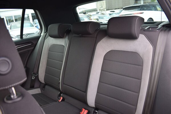 Used Volkswagen Golf 2017 for sale - 75642289: Photo 11