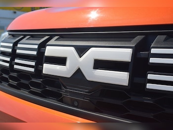 Used Dacia Duster 2023 for sale - 79089659: Photo