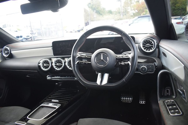 Used Mercedes-Benz CLA 2024 for sale - 76333150: Photo 3
