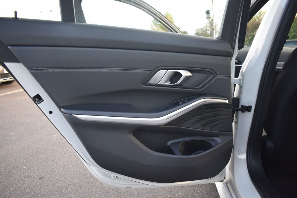 Used BMW 3 Series 2020 for sale - 77200041: Photo 21