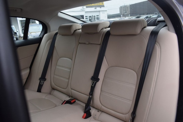 Used Jaguar XE 2019 for sale - 75176078: Photo 11