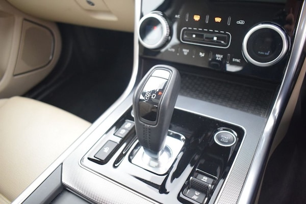 Used Jaguar XE 2019 for sale - 75176078: Photo 26