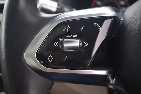 Used Jaguar XE 2019 for sale - 75176078: Photo 29