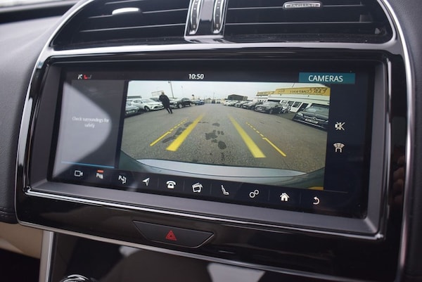 Used Jaguar XE 2019 for sale - 75176078: Photo 4