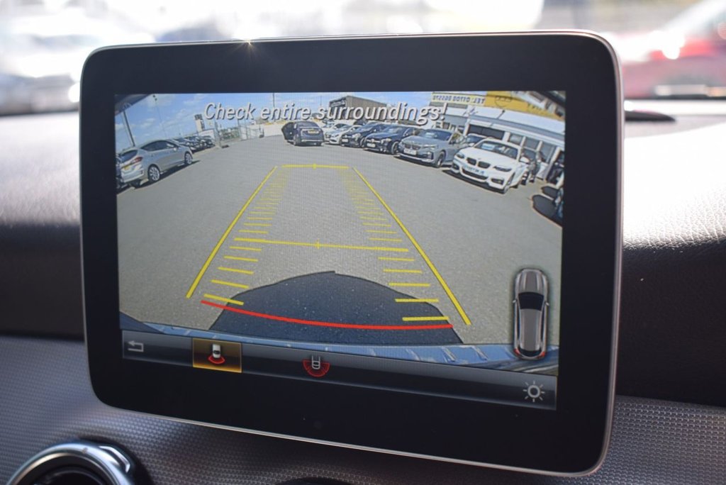 Used Mercedes-Benz GLA 2019 for sale - 77692480: Photo 2