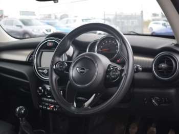 Used MINI Hatch 2019 for sale - 75176104: Photo