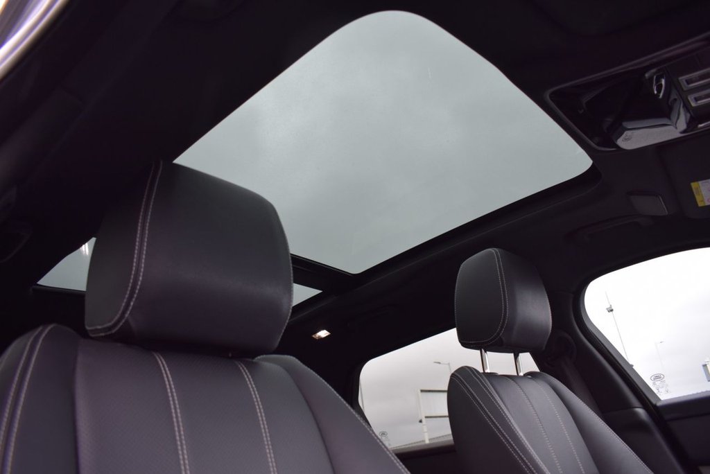 Used Land Rover Range Rover Velar 2022 for sale - 77302137: Photo 29