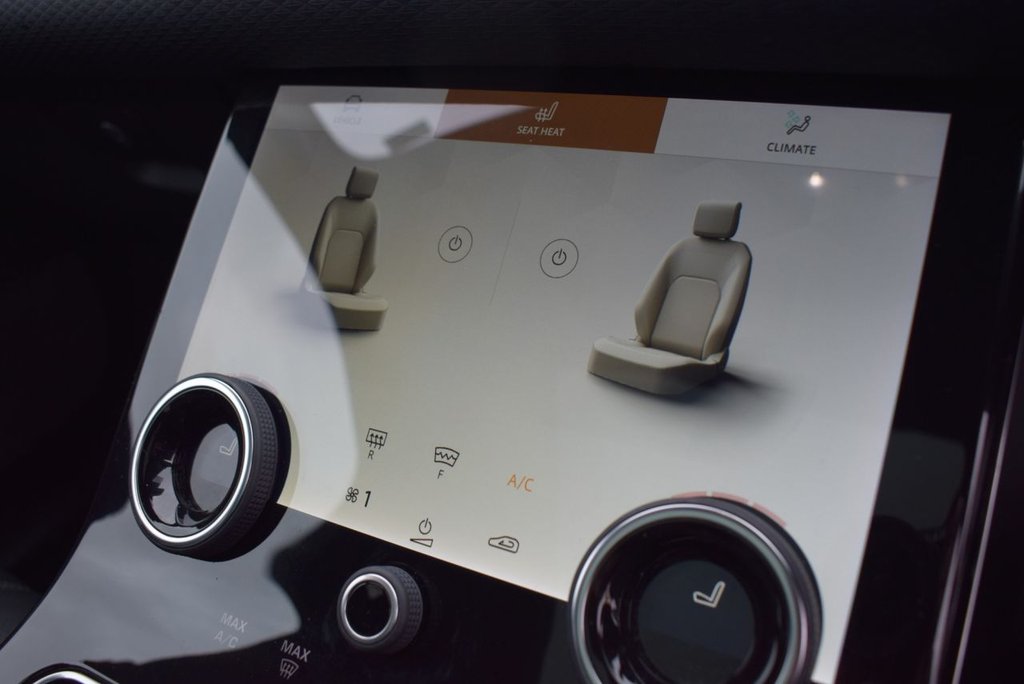 Used Land Rover Range Rover Velar 2022 for sale - 77302137: Photo 38