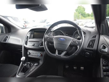 Used Ford Focus 2018 for sale - 75176106: Photo