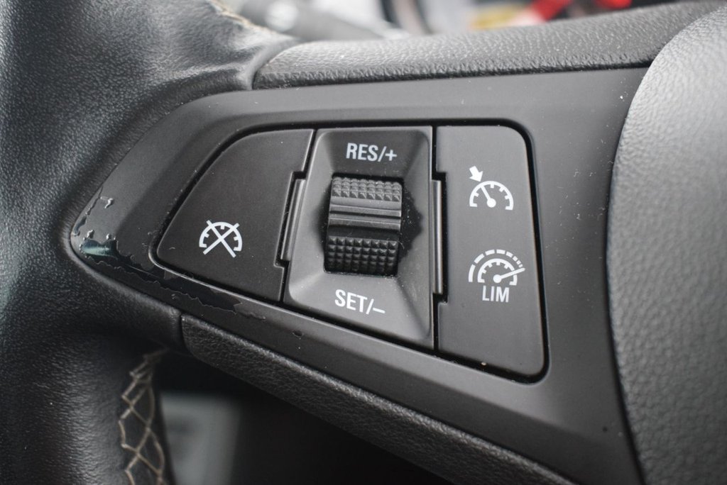 Used Vauxhall Astra 2018 for sale - 78044138: Photo 14