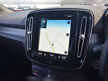 Used Volvo XC40 2021 for sale - 78444468: Photo