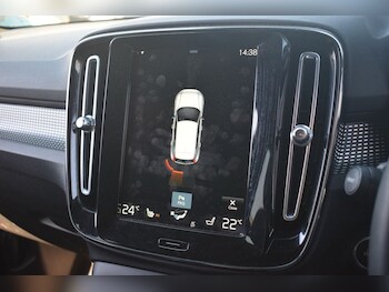 Used Volvo XC40 2021 for sale - 78444468: Photo