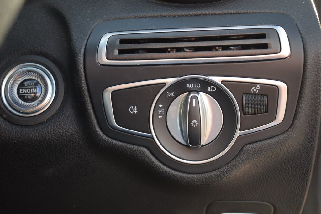 Used Mercedes-Benz C Class 2019 for sale - 77534405: Photo 35