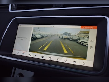 Used Land Rover Range Rover Evoque 2020 for sale - 77250323: Photo