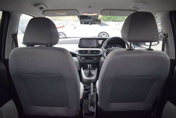Used Hyundai i10 2022 for sale - 76245466: Photo 17