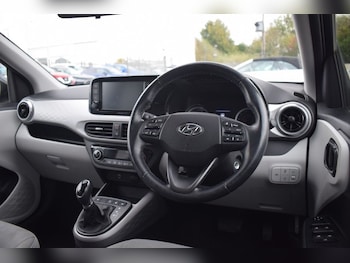 Used Hyundai i10 2022 for sale - 76245466: Photo 4