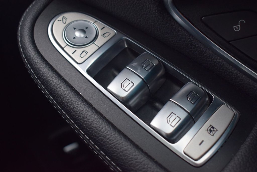 Used Mercedes-Benz GLC 2018 for sale - 77477368: Photo 39