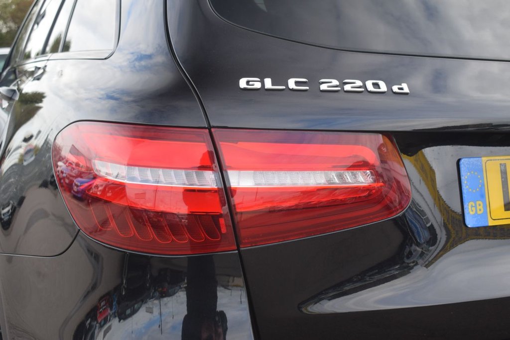 Used Mercedes-Benz GLC 2019 for sale - 76376290: Photo 12
