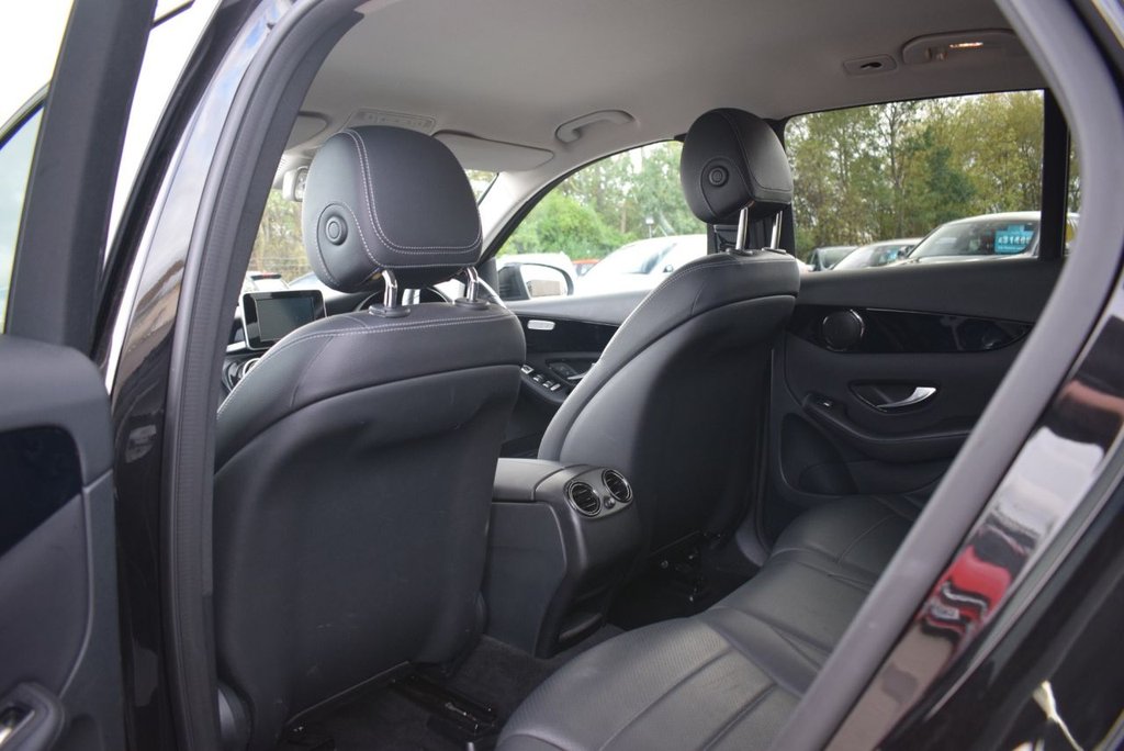 Used Mercedes-Benz GLC 2019 for sale - 76376290: Photo 20