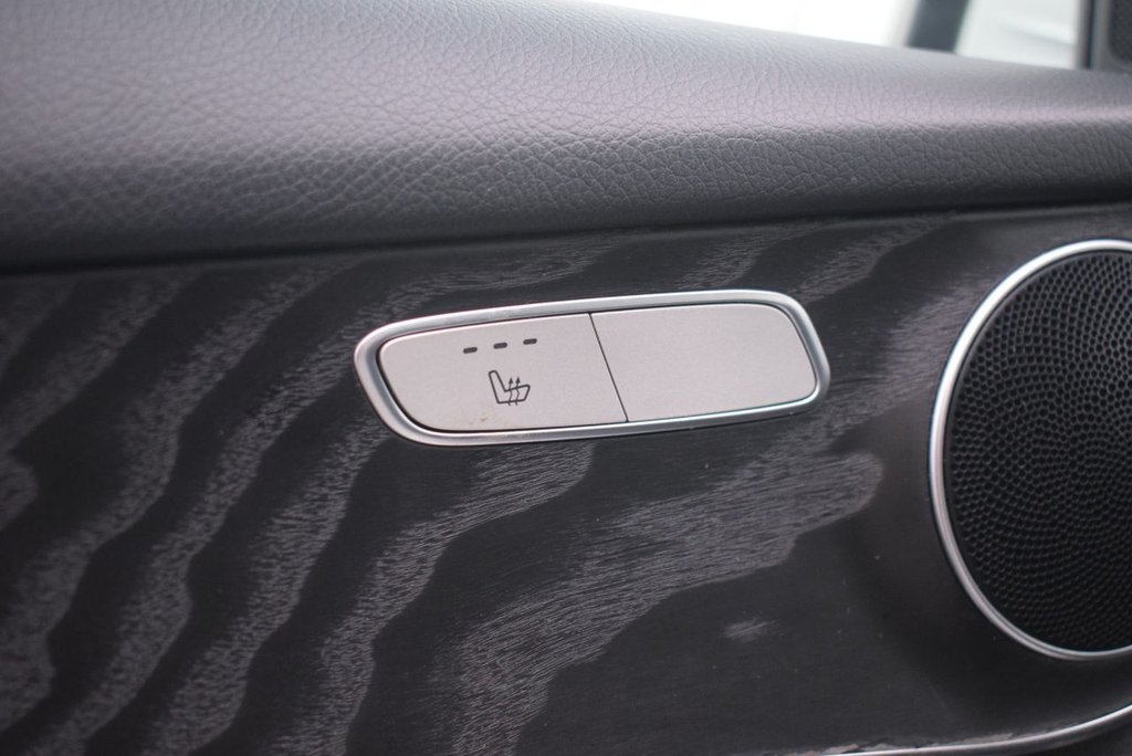 Used Mercedes-Benz GLC 2018 for sale - 77065135: Photo 11