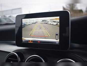 Used Mercedes-Benz GLC 2018 for sale - 77065135: Photo